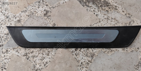 4k0853375 AUDİ A6 C8 SOL ARKA KAPI EŞİK BAKALİTİ ORJİNAL PARÇA