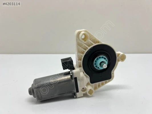 5Q4959801B CAM KALDIRMA MOTORU SOL ÖN ARTEON GOLF JETTA PASSAT Tİ