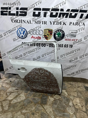 SKODA RAPİD SAĞ ARKA KAPI