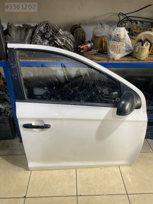 HYUNDAİ İ20 SAĞ ÖN KAPI