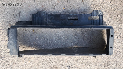 RENAULT CLIO 4 SOL RADYATÖR DAVLUMBAZI 214996296R