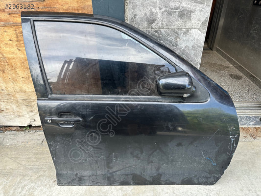 VW POLO CLASSİC ÇIKMA ORJİNAL HATASIZ DOLU SAĞ ÖN KAPI N2
