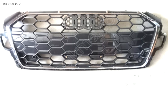 AUDİ A5 2020-2023 SLİNE PANJUR KROM ÇERÇEVELİ (PETEK DESEN)