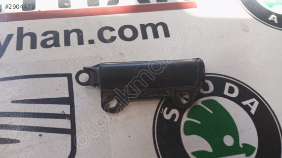 6062352 Toyota Yaris 2015 torpido kapağı yavaşlatıcı