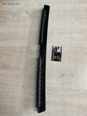 Mitsubishi Lancer Cam Önü Izgarası 2003-2007 Model