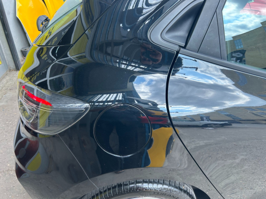 RENAULT CLİO 5 SAĞ ARKA ÇAMURLUK SİYAH RENKAY OTO KOCAELİ