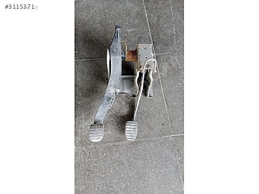 Dacia Sandero 2009-2012 model depriyaj fren pedalı takım