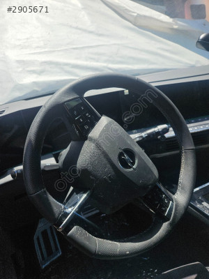 OPEL ASTRA L 2022 ÇIKMA DİREKSİYON SİMİDİ VE AİRBAG