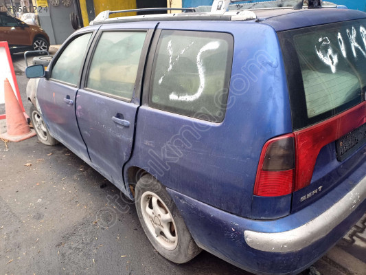 seat cordoba vario sol arka çamurluk