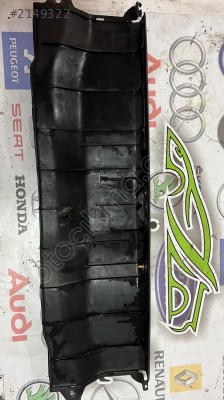 583-33030 PEUGEOT PARTNER ARKA BAĞAJ PLASTİĞİ