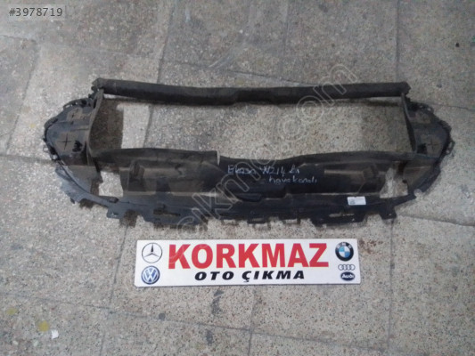 MERCEDES E KASA W214 ÖN HAVA KANALI
