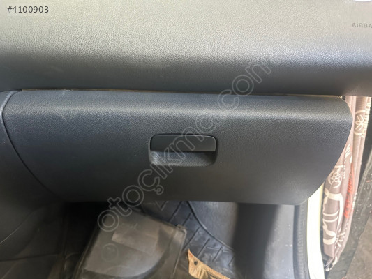 Peugeot 5008 Torpido kapak çıkma