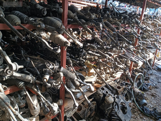 Peugeot 306 direksiyon kutusu