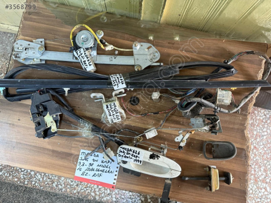 Mazda 626 '93-'98 Model Sağ Ön Kapı Cam Fitili