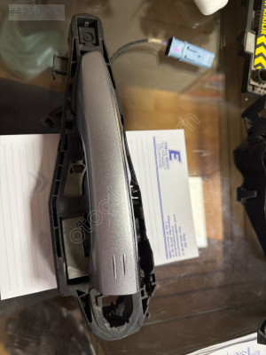 Toyota proace city kapı kolu iç mekanizması