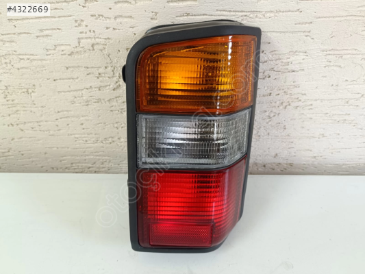 MİTSUBİSHİ L-300 SAĞ ARKA STOP LAMBASI SIFIR DUYLU 1988-2008