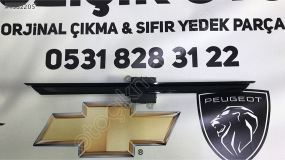 DS AUTOMOBİLES 4 ARKA BAGAJ ÇITASI ÇIKMA ORJİNAL YEDEK PARÇA