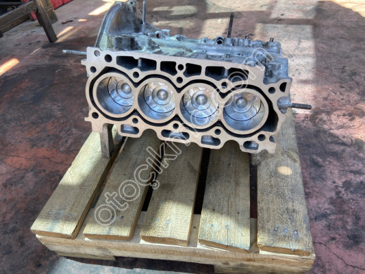 Peugeot partner tepe 1.6 hdi çıkma yarım motor