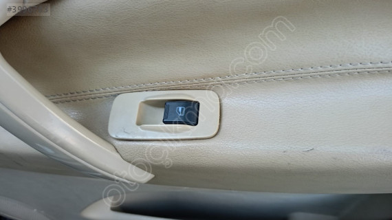 chery tiggo sağ ön kapı cam düğmesi