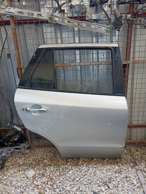 Hyundai santafe sağ arka kapı