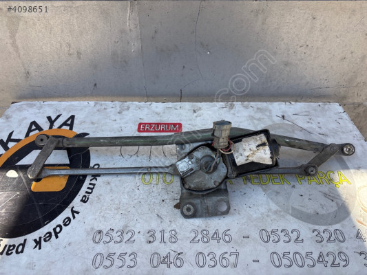 RENAULT CLİO 1 Çıkma ön cam silecek motoru ve Mekanizması