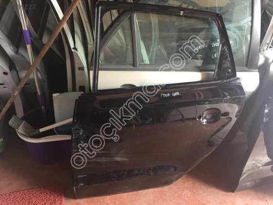 VW POLO 6 SAG SOL ARKA KAPI-DÜZCE ÇIKMA