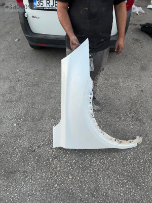 DS DS7 BEYAZ SAĞ ÖN ÇAMURLUK ORJINAL Q