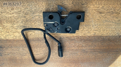 VOLKSWAGEN JETTA 2011-2018 KAPUT KİLİDİ 3ED823509