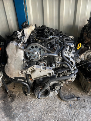 VW GOLF7 1.6TDİ DYY ÇIKMA ORJİNAL KOMPLE MOTOR