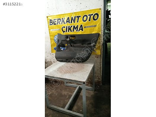Renault Megane2 sağ ön kapı döşemesi 1.500 TL