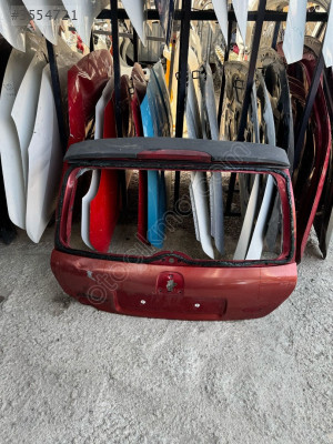 Renault Clio Hb bagaj kapağı