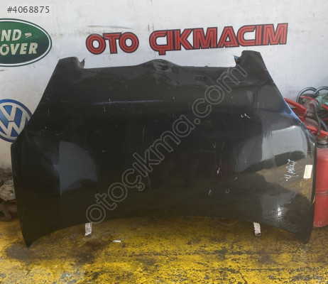 Toyota yaris motor kaputu