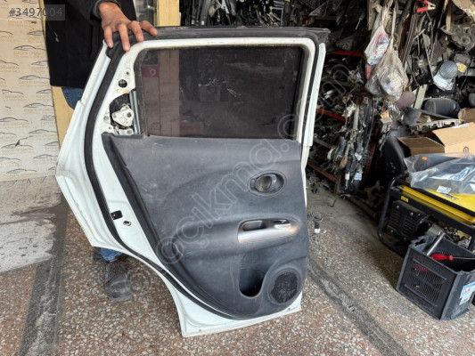 NISSAN JUKE SOL ARKA KAPI DÖŞEMESİ ORJİNAL ÇIKMA