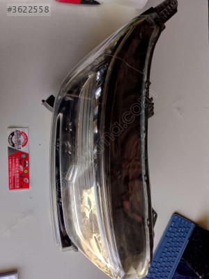 AUDİ A6 - 0111510200155798 - sağ ön far