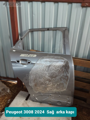 Peugeot 3008 2024  Sağ  arka kapı
