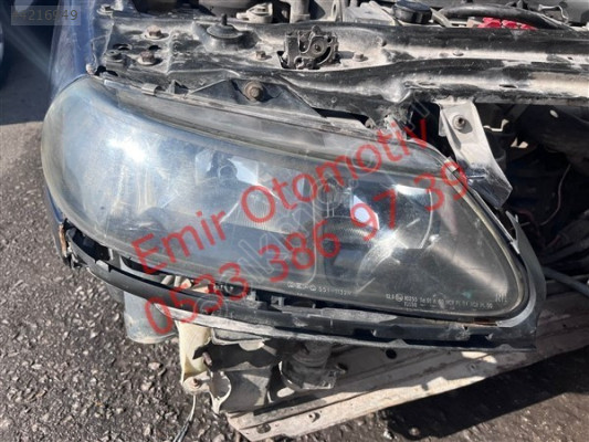 Renault Laguna 1 sag ön far