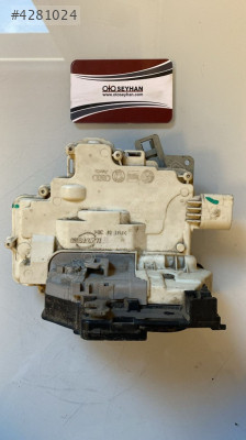 1P0839016 seat leon 2009 sağ arka kapı kilidi