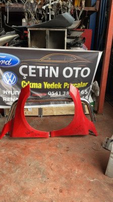 Volvo v 40 sağ sol Çamurluk
