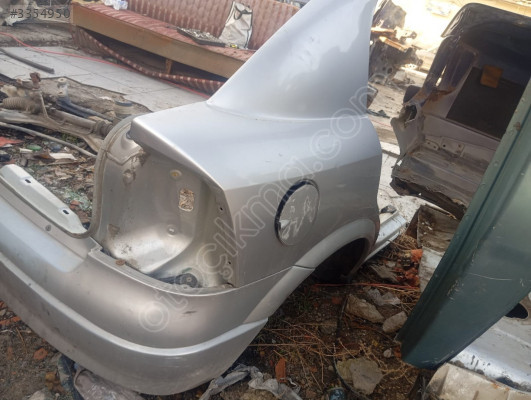 opel astra arka çamurluk