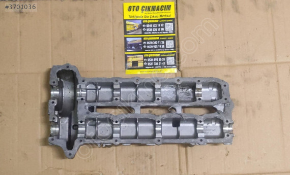 W166 Mercedes ML Serisi Eksantrik Üst Kapağı A6420101930