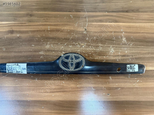 TOYOTA COROLLA BAGAJ ÇITASI 2002-2004 MODEL ORJİNAL ÇIKMA
