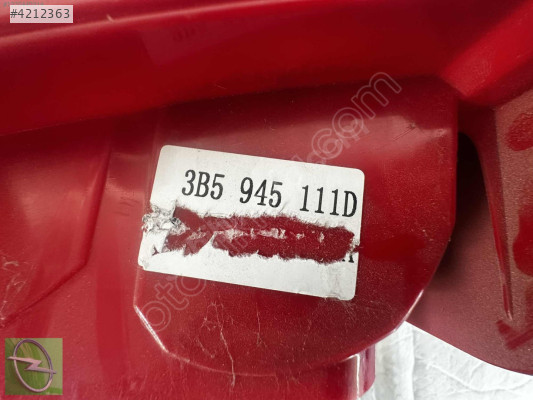 VW PASSAT 97-00 ARKA SOL STOP LAMBASI 3B5945111D