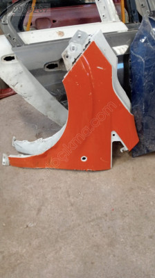 ford tourneo sol ön çamurluk