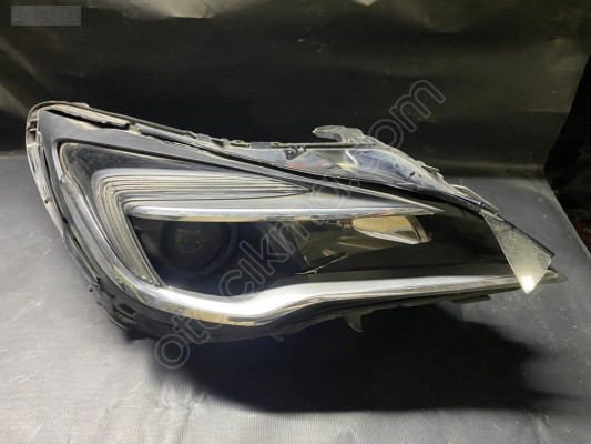 Opel Astra K sağ far Ledli halojen