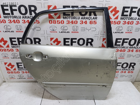 TOYOTA COROLLA HB SAĞ ARKA KAPI ÇIKMA ORİJİNAL PARÇA 2002-2007