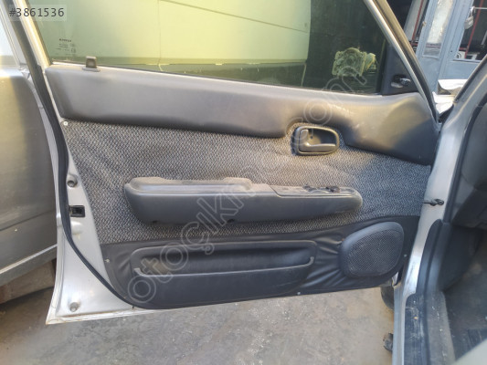 ÇIKMA TOYOTA COROLLA 101 EFSANE KASA SOL ÖN KAPI DÖŞEMESİ