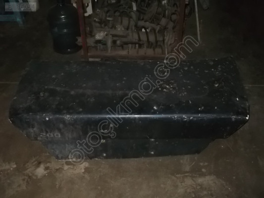 MERCEDES E124 KASA ÇIKMA BAGAJ KAPAĞI