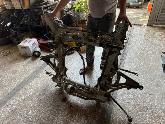 RENAULT 19 SAĞ SALINCAK , RENAULT 19 SOL SALINCAK ORJİNAL ÇIKMA