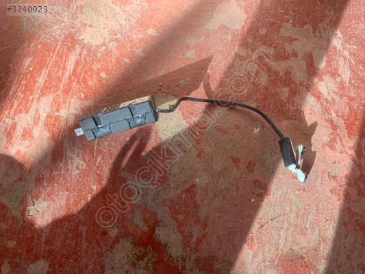 RENAULT MEGANE ANTEN 283632958R