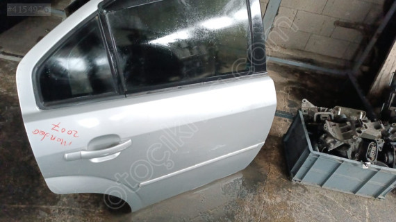 FORD MONDEO SAĞ ARKA KAPI